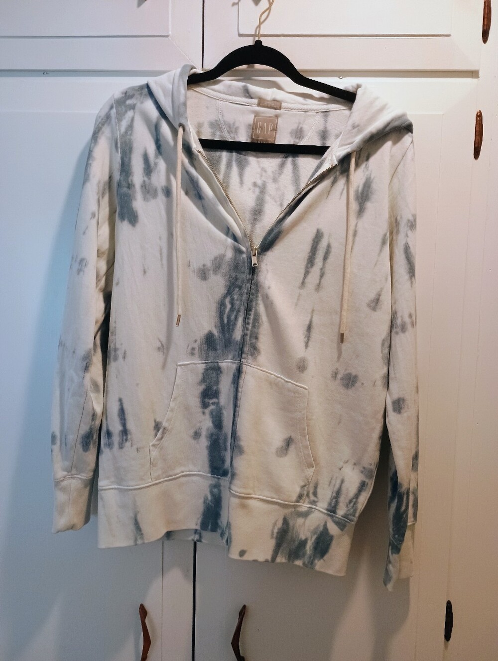 GAP White and Blue/ Gray Tie-Dye Zip Hoodie - Picture 1 of 4